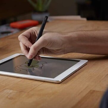 Stylus, Stands & Accessories