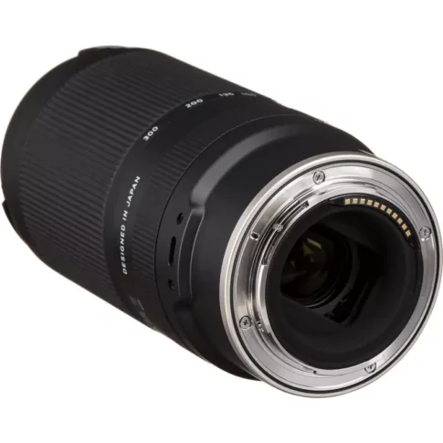 Tamron 70-300mm f4.5-6.3 Di III RXD Lens for Nikon Z (6) Tamron 70-300mm f4.5-6.3 Di III RXD Lens for Nikon Z (6)