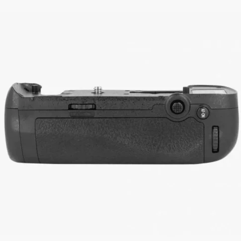 Newell Battery Grip MB-D18 for Nikon (1)