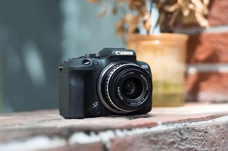 TTArtisan 23mm f/1.4 Lens for Canon RF (Black & Silver) – Design Info