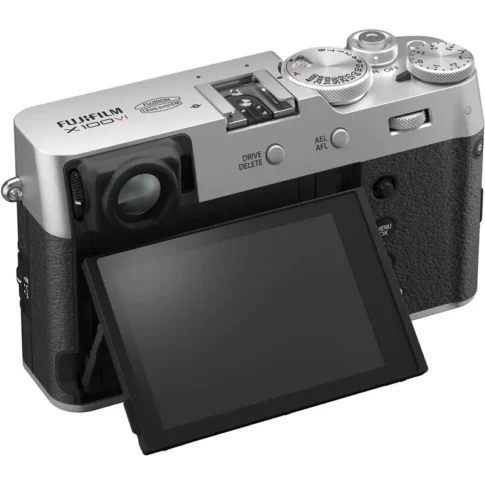 FUJIFILM X100VI Digital Camera (Silver) (6) FUJIFILM X100VI Digital Camera (Silver) (6)