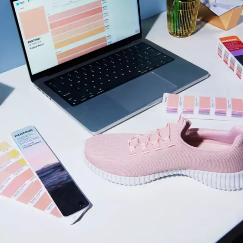 Pantone TPG Color Guide Book Fan FHIP110C – Fashion, Home