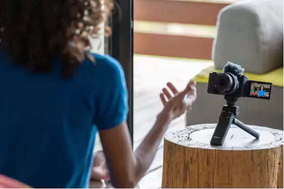 Sony ZV-E10 II Mirrorless Camera (Black), Only Body – Design Info