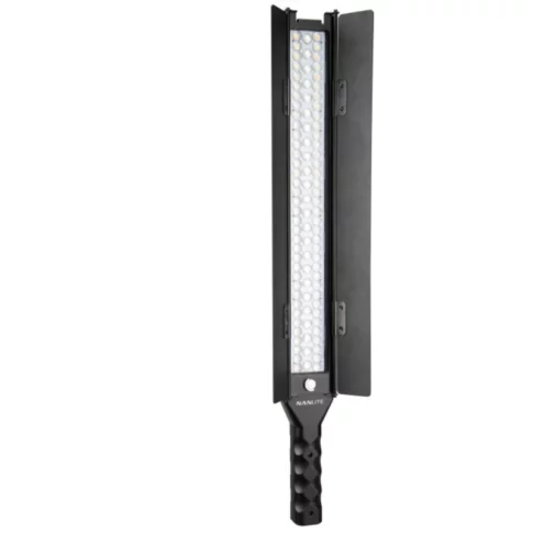 Nanlite MixWand 18II RGBWW Wand Light with Barn Door (11) Nanlite MixWand 18II RGBWW Wand Light with Barn Door (11)