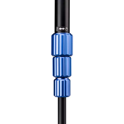 Benro TSL08CN00 Slim Carbon-Fiber Tripod with Ball Head (5) Benro TSL08CN00 Slim Carbon-Fiber Tripod with Ball Head (5)