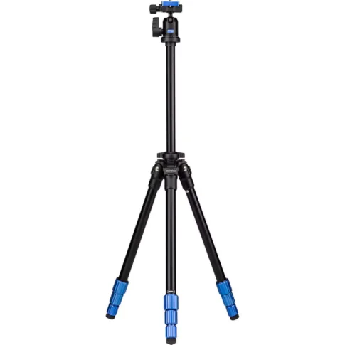 Benro TSL08CN00 Slim Carbon-Fiber Tripod with Ball Head (8) Benro TSL08CN00 Slim Carbon-Fiber Tripod with Ball Head (8)
