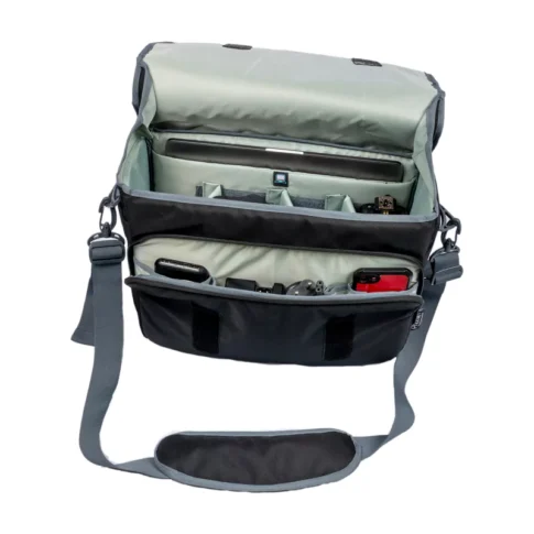 Photron Shoulder Bag Event Messenger 150 (Black) (1) Photron Shoulder Bag Event Messenger 150 (Black) (1)