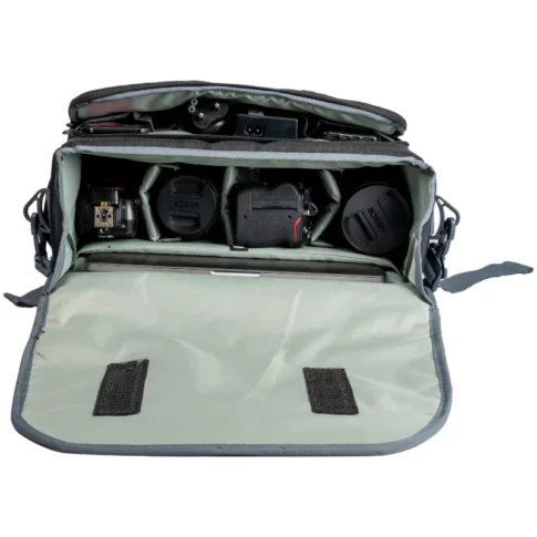 Photron Shoulder Bag Event Messenger 250 (Black) (2) Photron Shoulder Bag Event Messenger 250 (Black) (2)