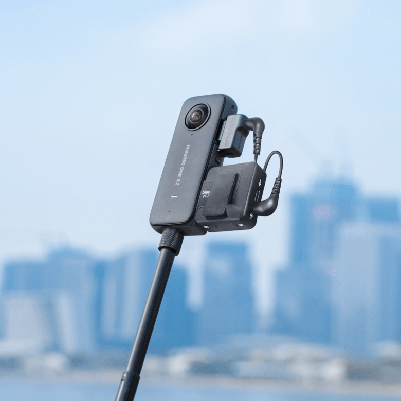 insta360 Vertical Mic Adapter with Audio and charging